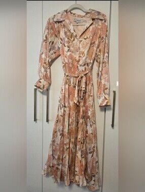 en saison taylorann midi dress En Saison Taylorann Midi Dress